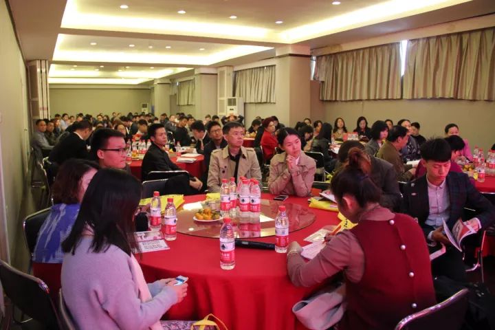 “新趋势·新品牌·新合作”武汉翠园礼业第26届新品推介会成功召开
