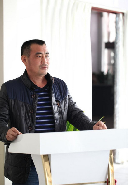 艺娜斯珠宝梁运柱：赋予每位顾客最具艺术性的美丽
